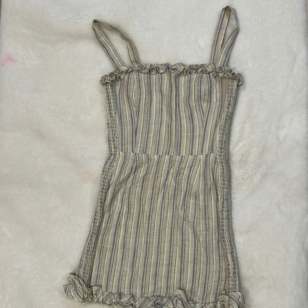 Ruffle Reformation mini dress - Picture 2 of 7